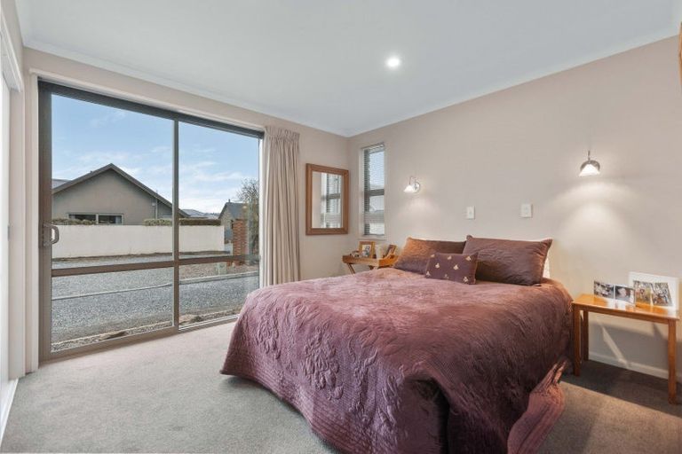 Photo of property in 33e Larch Crescent, Alexandra, 9320