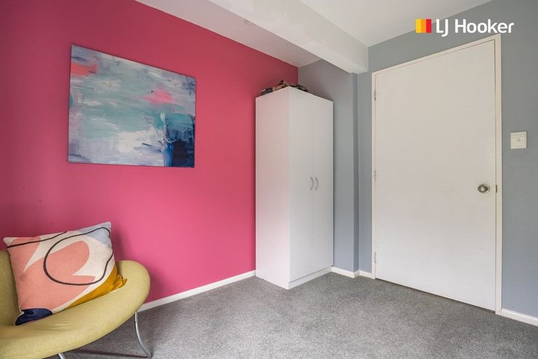 Photo of property in 2a Church Hill Road, Green Island, Dunedin, 9018