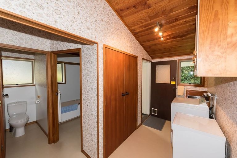 Photo of property in 3 Hebe Place, Birkenhead, Auckland, 0626