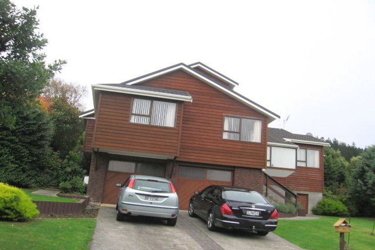 Photo of property in 11 Duval Grove, Tawa, Wellington, 5028
