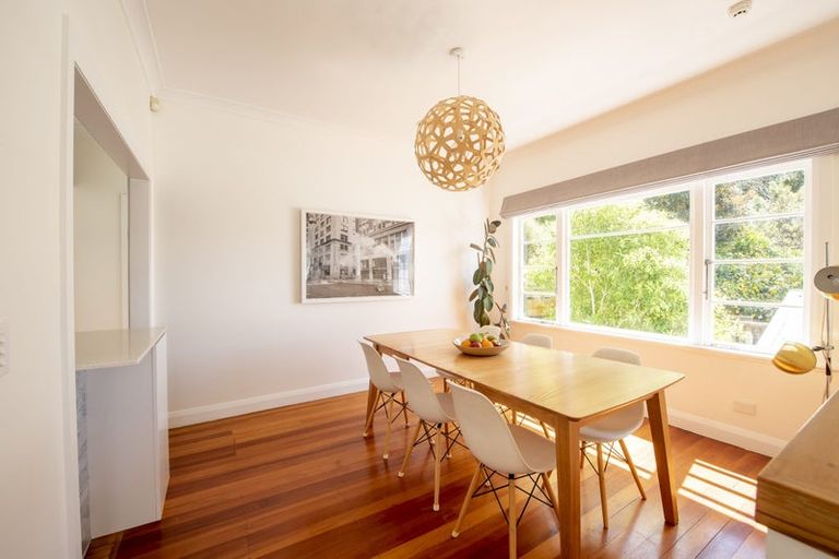 Photo of property in 189 Marine Parade, Seatoun, Wellington, 6022