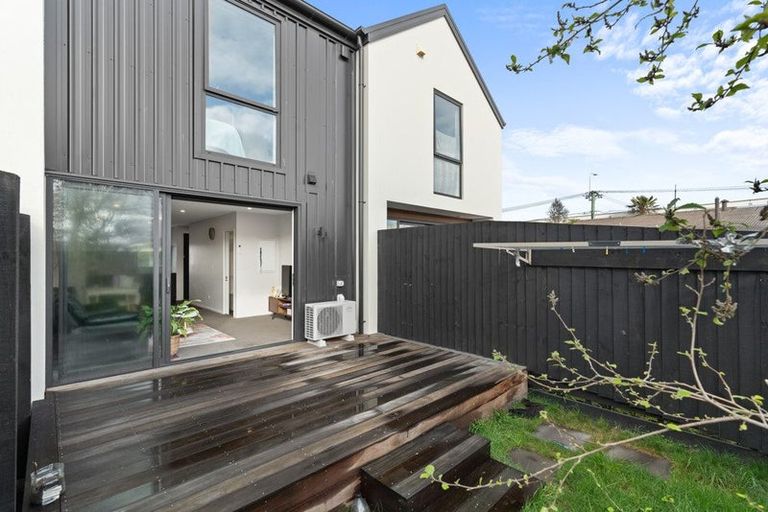 Photo of property in 16/27 New Brighton Road, Shirley, Christchurch, 8061