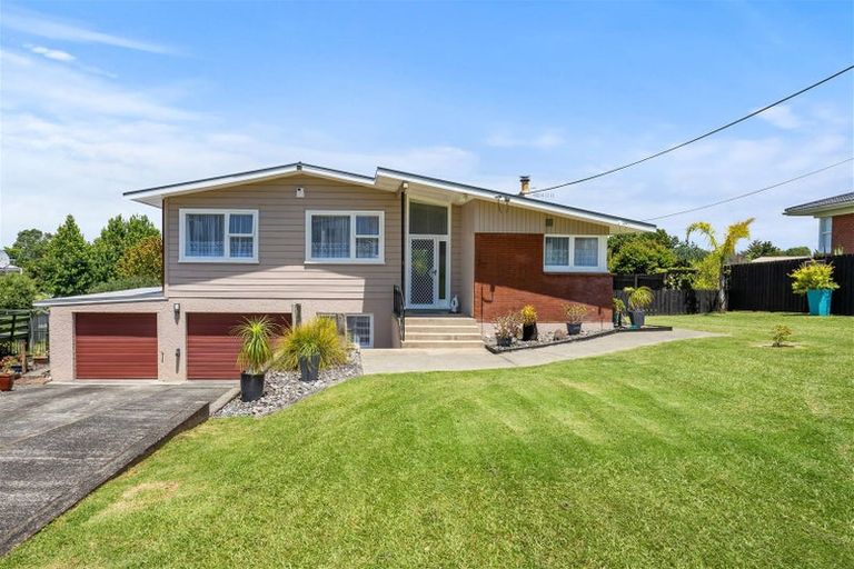 Photo of property in 15 Old Onerahi Road, Onerahi, Whangarei, 0110