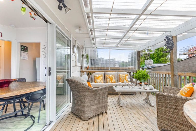 Photo of property in 44 Jillian Drive, Ranui, Auckland, 0612