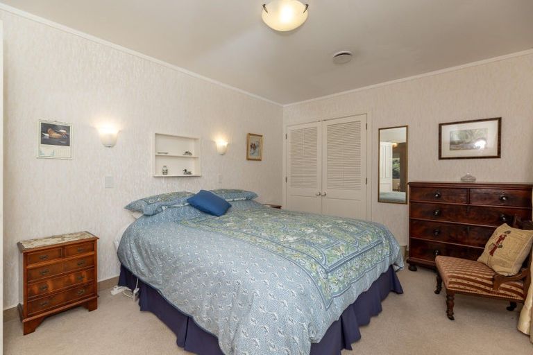 Photo of property in 2 Lavinia Grove, Waikanae Beach, Waikanae, 5036