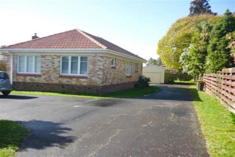 Photo of property in 14 Huia Road, Papatoetoe, Auckland, 2025