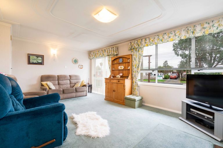 Photo of property in 12 Melville Street, Mosgiel, 9024