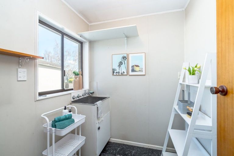 Photo of property in 20 Fisher Place, Carterton, 5713