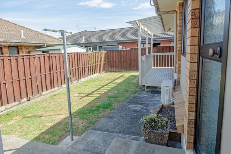 Photo of property in 1/45 Aberfeldy Avenue, Highland Park, Auckland, 2010