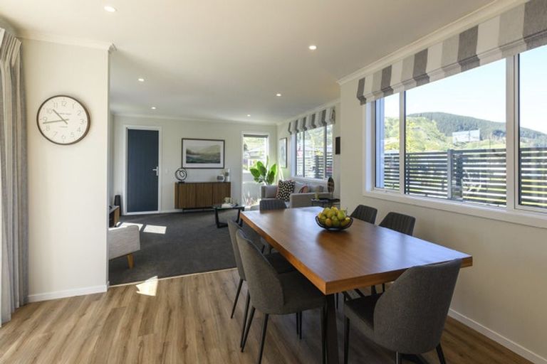 Photo of property in 40 Bluff Road, Kenepuru, Porirua, 5022
