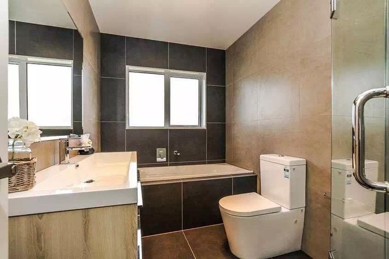 Photo of property in 216e Metcalfe Road, Ranui, Auckland, 0612