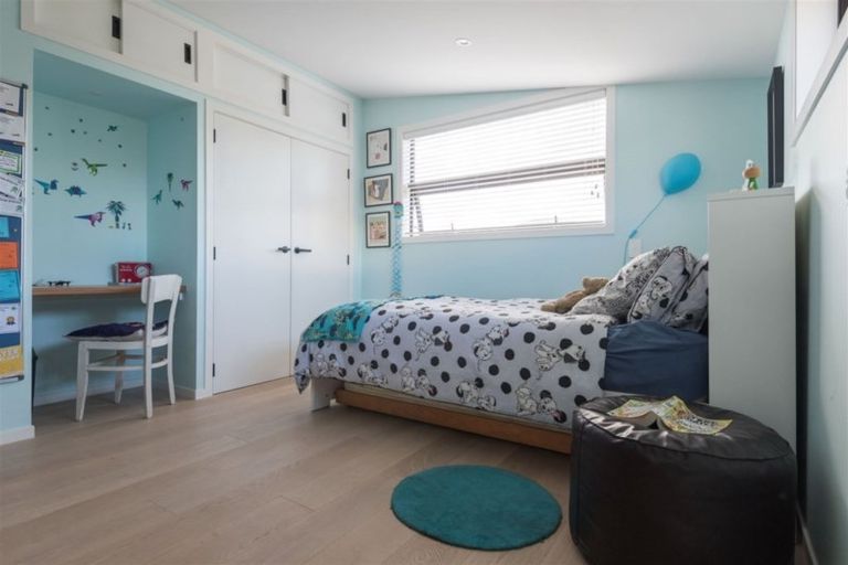 Photo of property in 18 Oceanview Road, Mount Maunganui, 3116