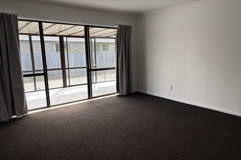 Photo of property in 8 Ariel Place, Aranui, Christchurch, 8061