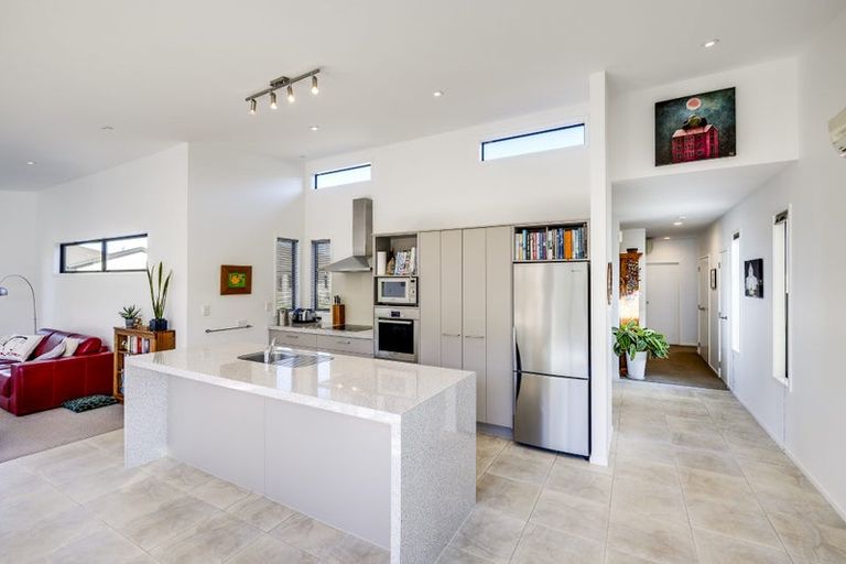 Photo of property in 11 Pania Place, Poraiti, Napier, 4112