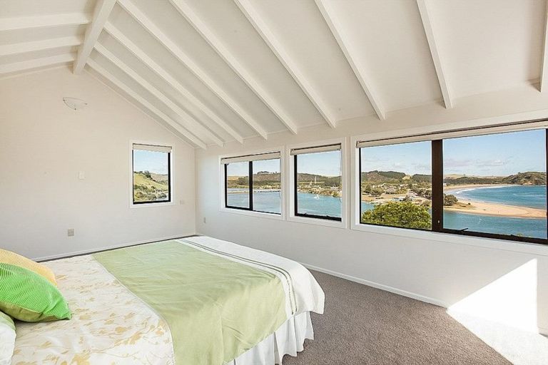 Photo of property in 5 Bush Point Road, Cable Bay, 0420