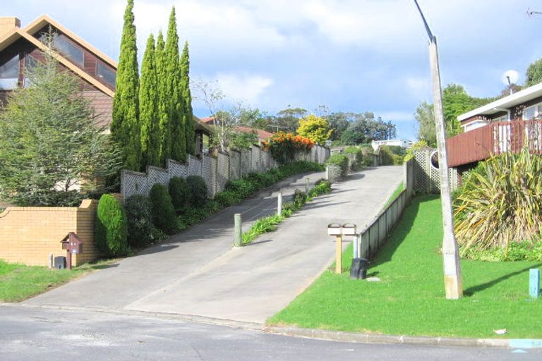 Photo of property in 66a William Bayes Place, Red Beach, 0932