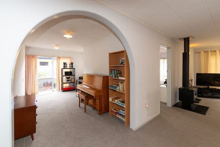 Photo of property in 10/283 Taradale Road, Pirimai, Napier, 4112