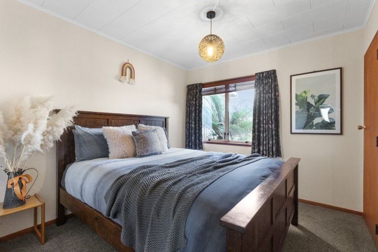Photo of property in 24 Harpham Street, Taradale, Napier, 4112