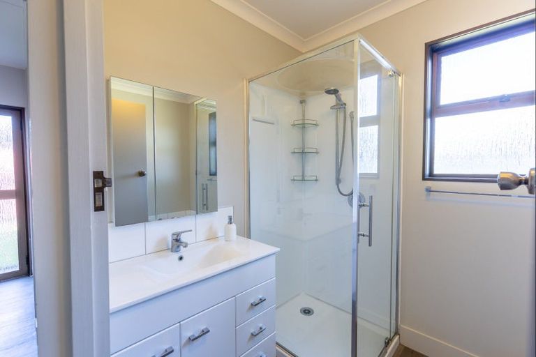 Photo of property in 42 Spriggs Crescent, Greenmeadows, Napier, 4112