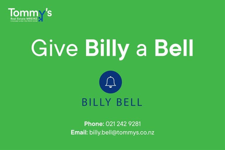 Photo of property in 12 Wha Street, Lyall Bay, Wellington, 6022
