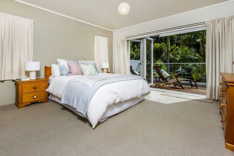 Photo of property in 20 Mcdowell Crescent, Hillcrest, Auckland, 0627