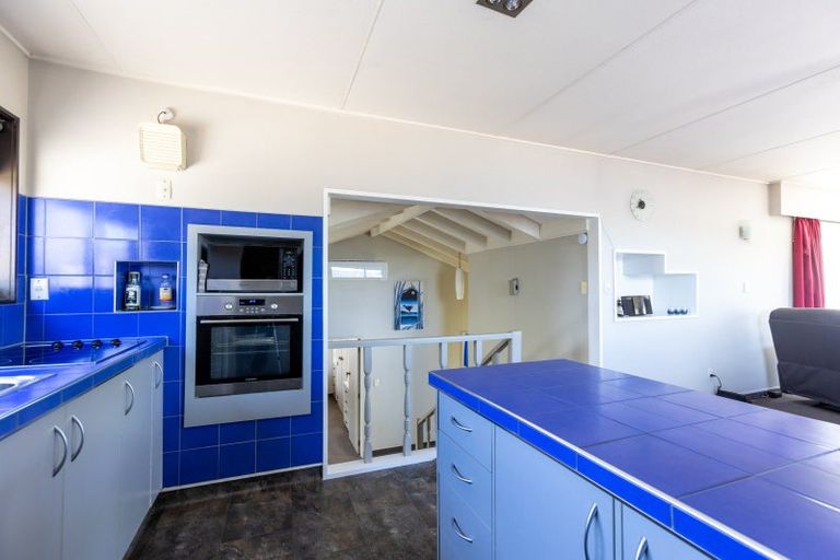 Photo of property in 42 Spriggs Crescent, Greenmeadows, Napier, 4112