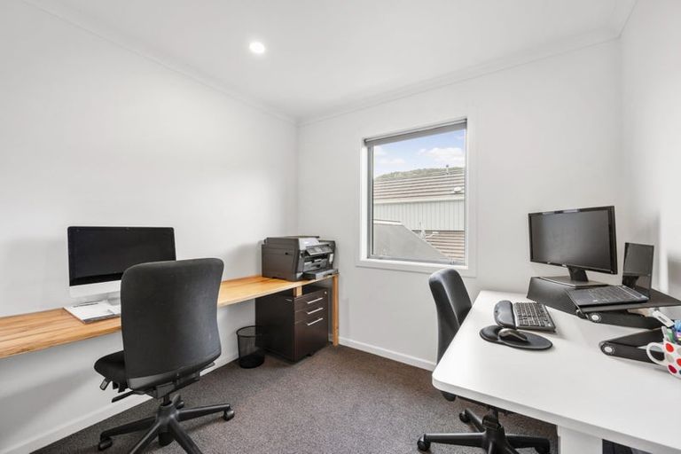 Photo of property in 9/36 Dee Street, Island Bay, Wellington, 6023