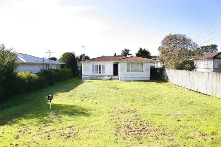 Photo of property in 422 Great South Road, Opaheke, Papakura, 2113