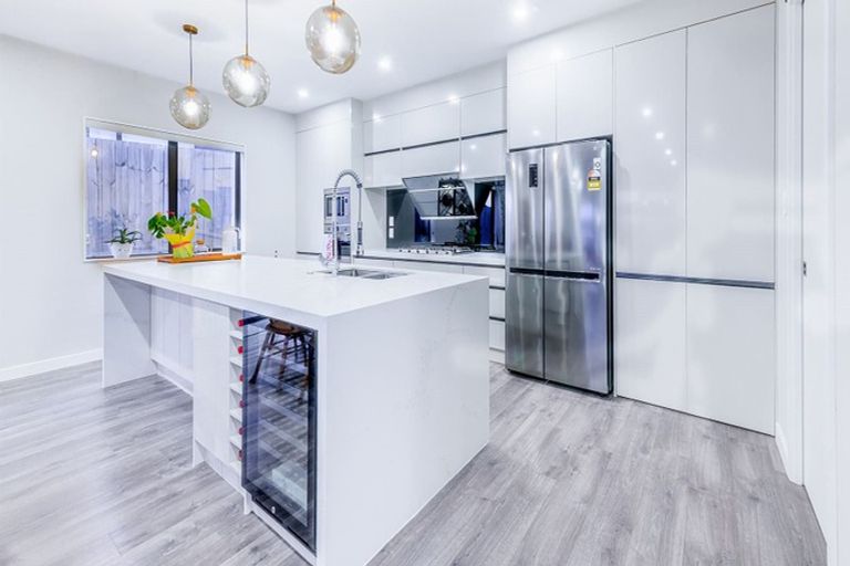 Photo of property in 48 Eighth View Avenue, Beachlands, Auckland, 2018