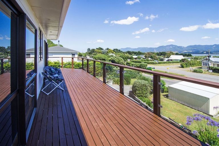 Photo of property in 98 Lake Ferry Road, Lake Ferry, Featherston, 5772