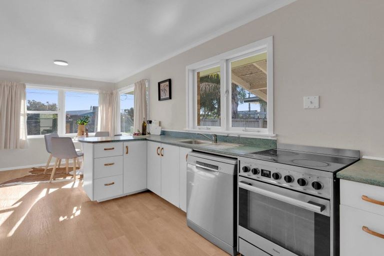 Photo of property in 28 Mears Road, St Andrews, Hamilton, 3200