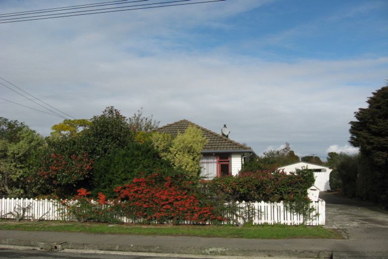 Photo of property in 159 Langdons Road, Northcote, Christchurch, 8052