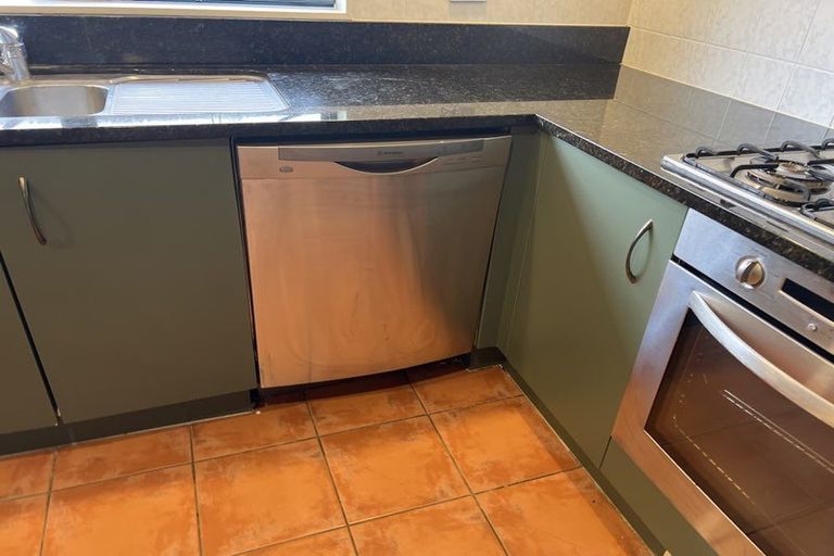 Photo of property in 5a Sheridan Street, Silverdale, Hamilton, 3216