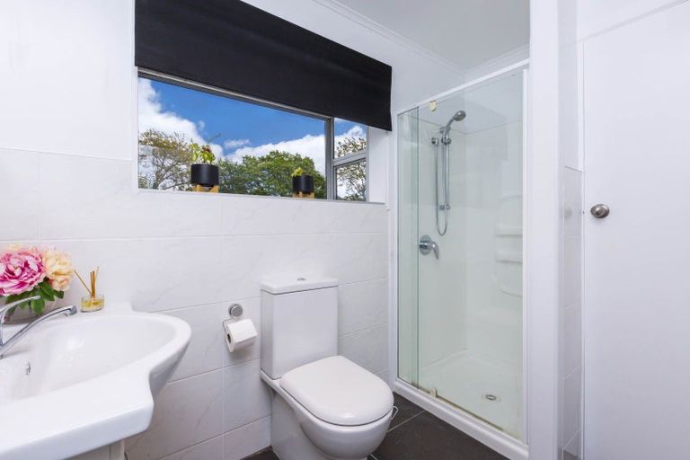 Photo of property in 21 Barton Road, Heretaunga, Upper Hutt, 5018