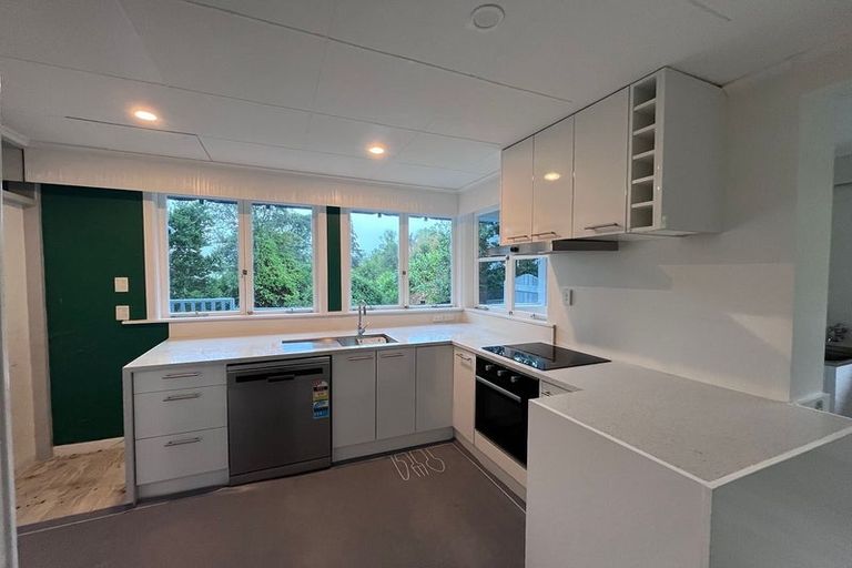 Photo of property in 2/40 Verbena Road, Birkdale, Auckland, 0626