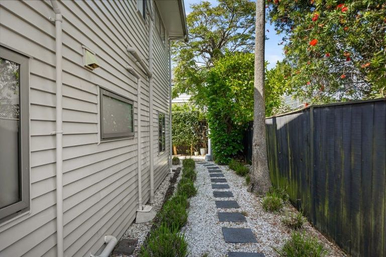 Photo of property in 23a Achilles Crescent, Narrow Neck, Auckland, 0624