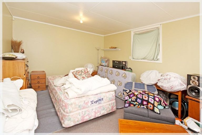 Photo of property in 6a Te Awa Street, Foxton Beach, Foxton, 4815