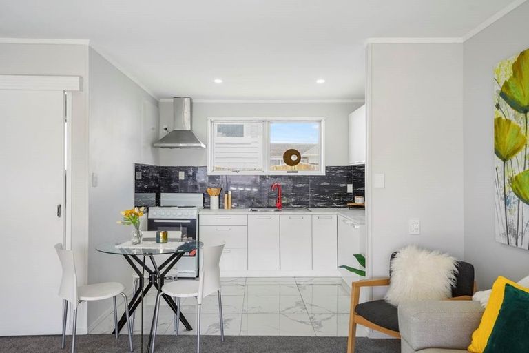 Photo of property in 1/42 Kenderdine Road, Papatoetoe, Auckland, 2025