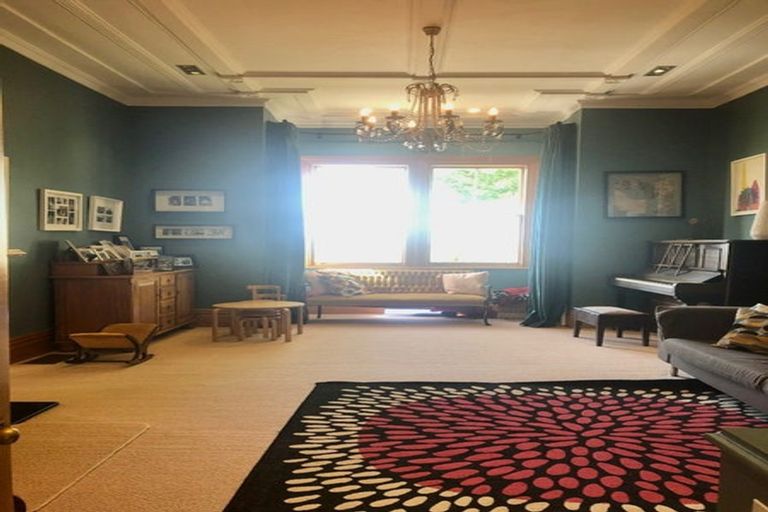 Photo of property in 19 Huapai Street, Onehunga, Auckland, 1061