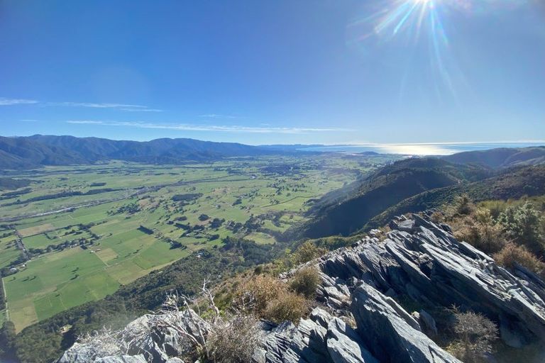 Photo of property in 744 Rameka Creek Road, East Takaka, Takaka, 7183