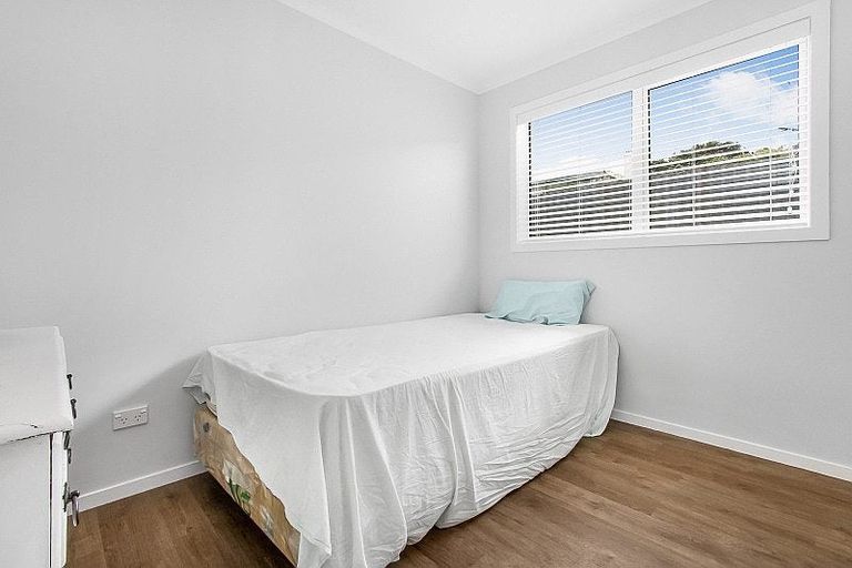 Photo of property in 11 Windrush Close, Mangere, Auckland, 2022