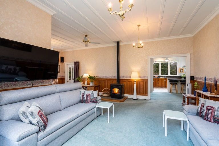 Photo of property in 6 Domain Road, Dunback, Palmerston, 9483