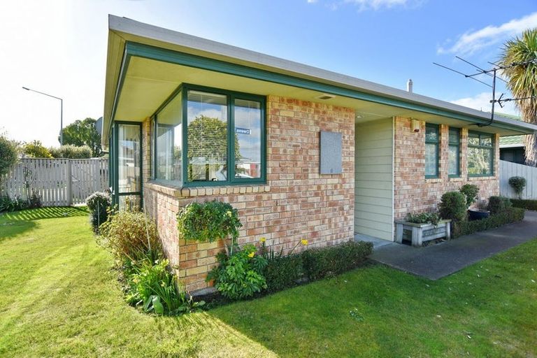 Photo of property in 23 Curletts Road, Upper Riccarton, Christchurch, 8041