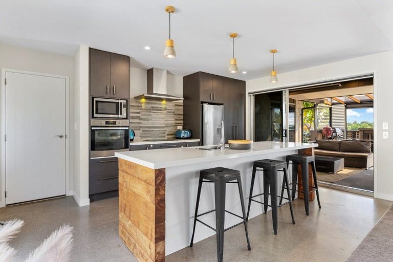 Photo of property in 5 Greenvale Place, Welcome Bay, Tauranga, 3112