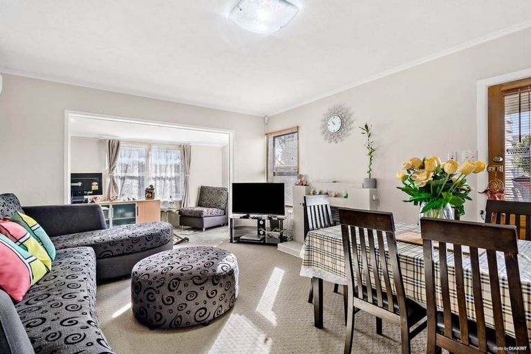 Photo of property in 1/70 Weymouth Road, Manurewa, Auckland, 2102