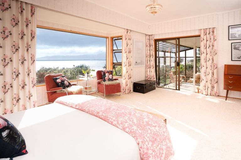 Photo of property in 14 Kirkway, Raumati Beach, Paraparaumu, 5032