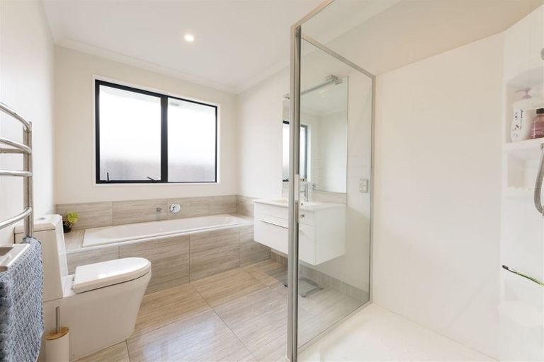 Photo of property in 5 Amelia Place, Wigram, Christchurch, 8025