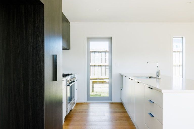 Photo of property in 24 Rocky Road, Huntington, Hamilton, 3210