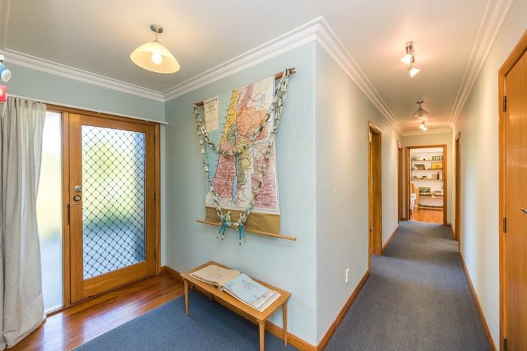 Photo of property in 5 Viscount Place, West End, Palmerston North, 4412