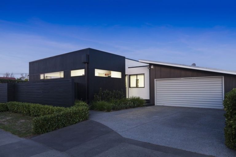 Photo of property in 31 Bounty Street, Bryndwr, Christchurch, 8053